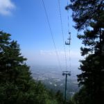 un des 2 téléphériques qui monte vers les sommets