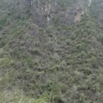 La gorge pour descendre à Ninong